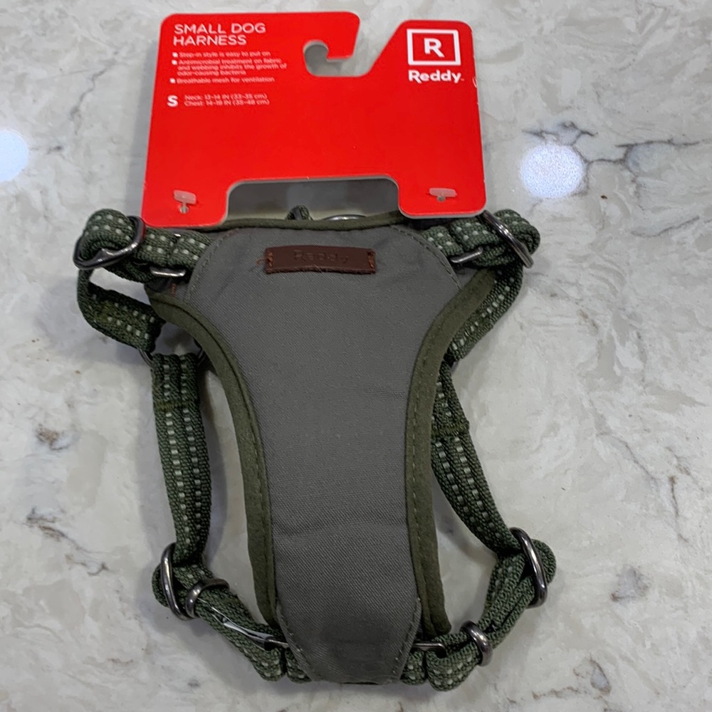 NWT Reddy Small Dog Harness Army Green Sz Small & Medium *BENEFITS ANIMALS*